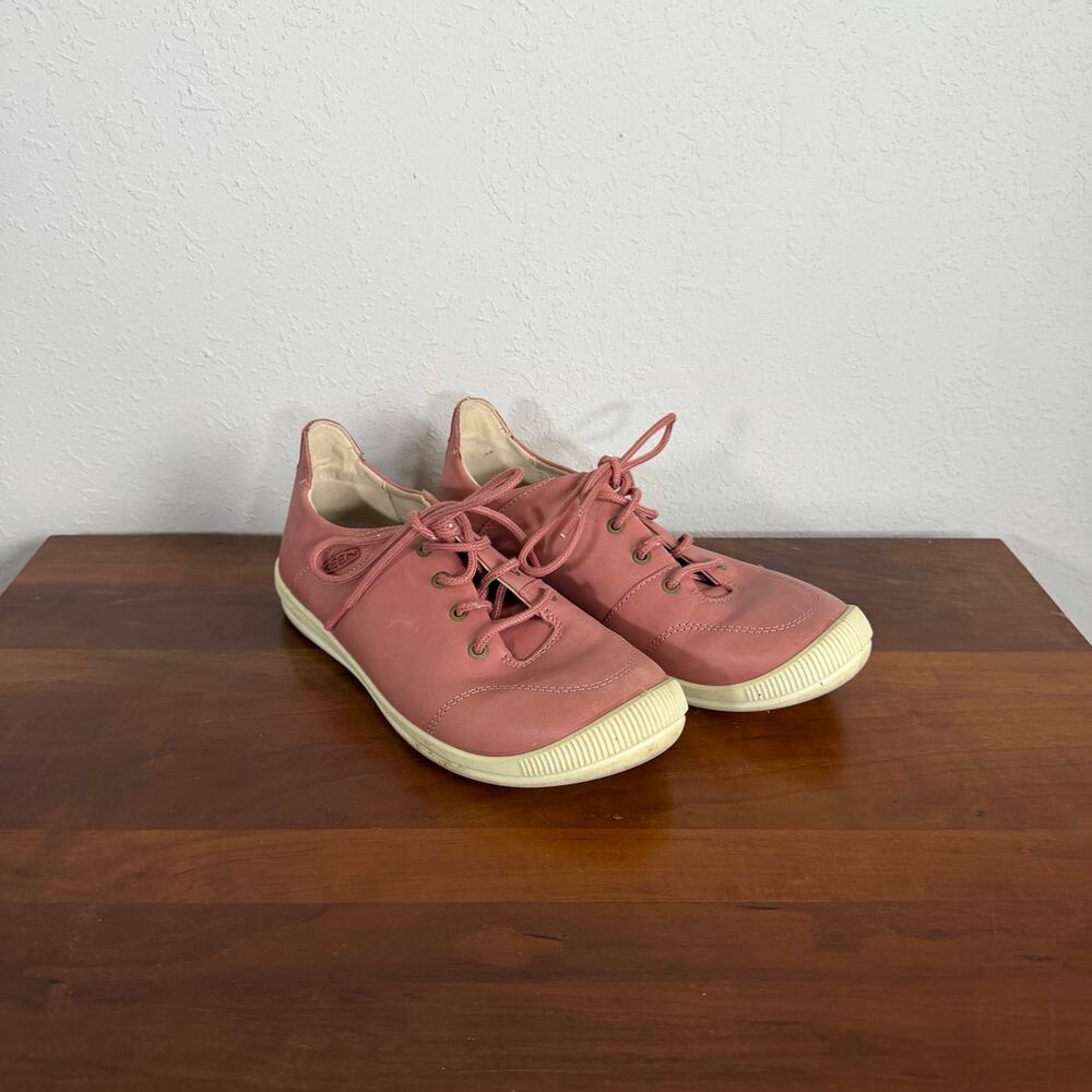 Keen Lorelai II Brick Dust Pink Leather Lace Up Sneakers Womens 5 Casual